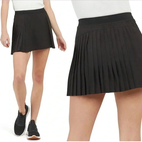 SPANX Pleated Workout Skort - Picture 1 of 5